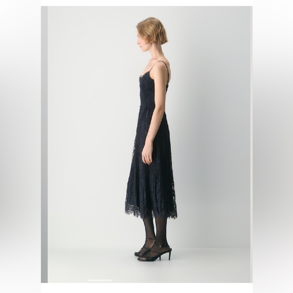 NEW Aritzia Black Tuberose Lace tiered Midi Dress Size M - Picture 3 of 13
